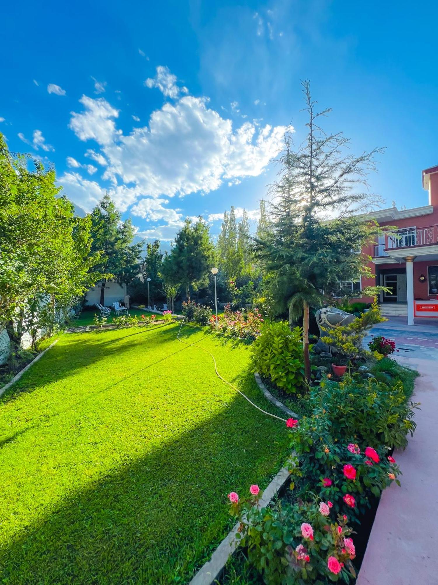Taaj Residence Skardu Kültér fotó